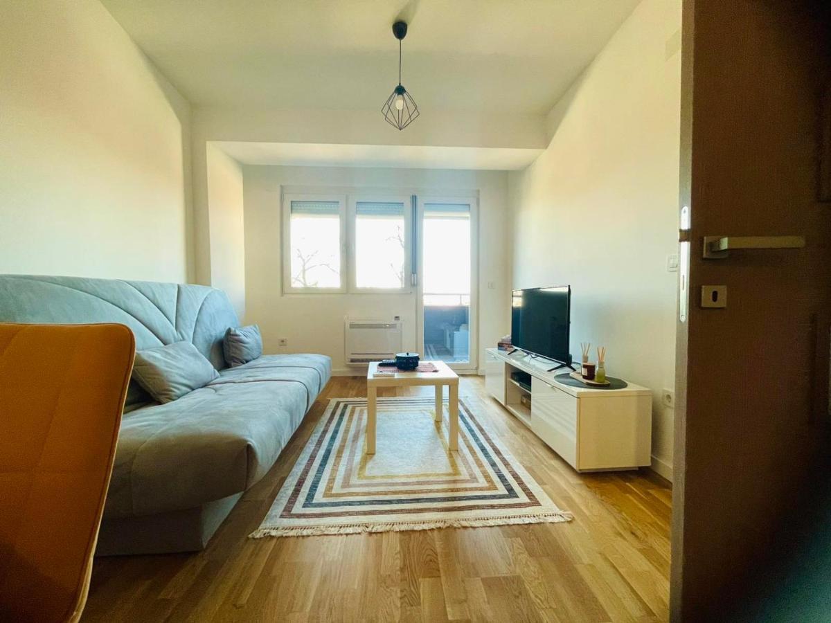 Apartman Nikol Куманово Екстериор снимка